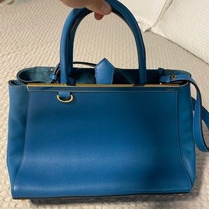 Fendi Petite 2 Jours Medium handbag